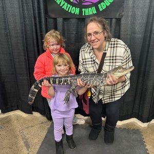 Meet your Posher, Jenelle